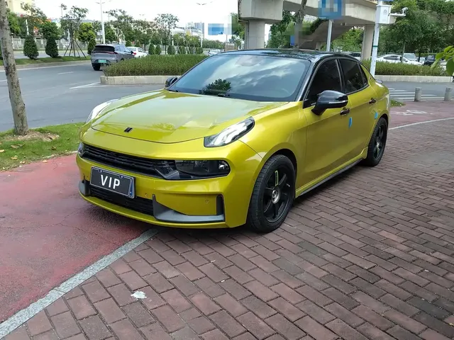 Lynk & Co 03 2020 03+ 2.0TD Auto Wind Master Edition