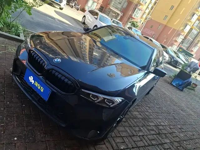 BMW 3 Series 2025 330Li Premium M Sport Night Edition