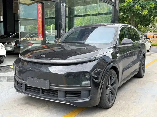 Li Auto Li L8 2023 Pro