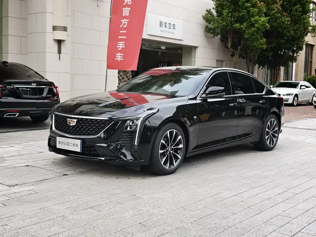 Cadillac CT5 2025 Model 28T Urban Sport Edition