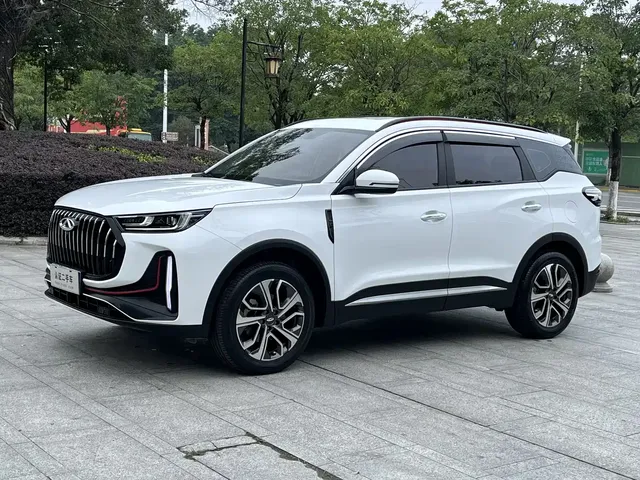 Chery Tiggo 7 PLUS 2023 1.6TGDI DCT Premium