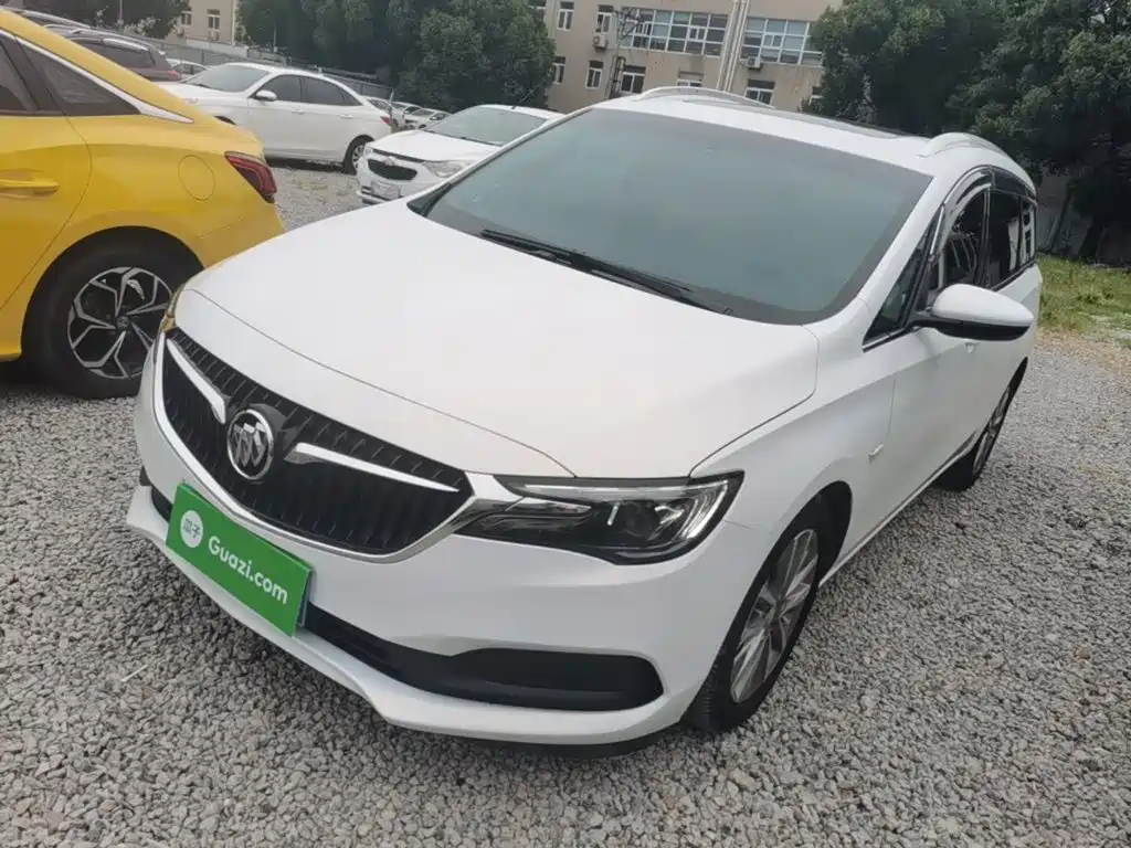 Buick GL6 2021 323T Mild Hybrid Connected Luxury