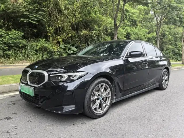 BMW i3 2024 eDrive 35 L