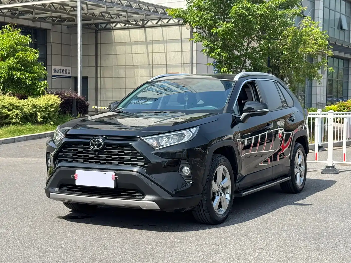 Toyota RAV4 Rongfang 2022 2.0L CVT 2WD Trend Edition