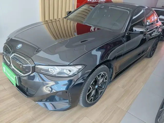 BMW i3 2023 eDrive 40 L Shadowline Package