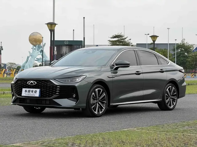 Chery Arrizo 8 PRO 2025 Pro 1.6T Luxury Model+