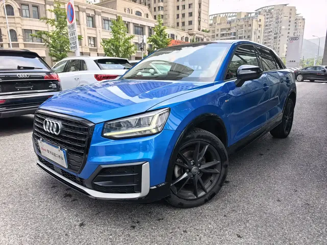 Audi Q2L 2020 35 TFSI Progressive Dynamic Model