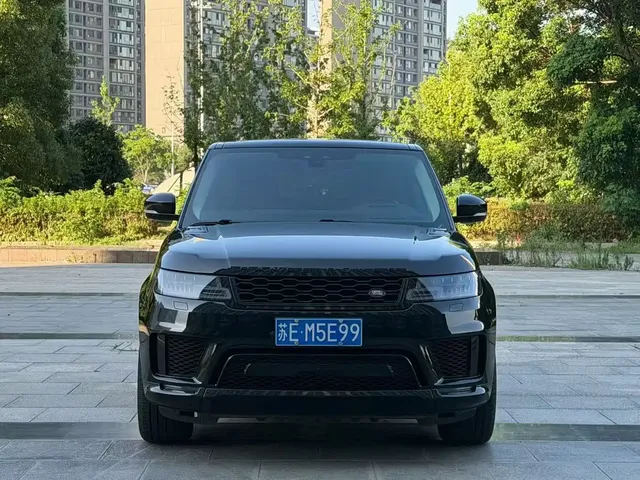 Land Rover Range Rover Sport 2022 3.0 L6 Gloss Black Edition
