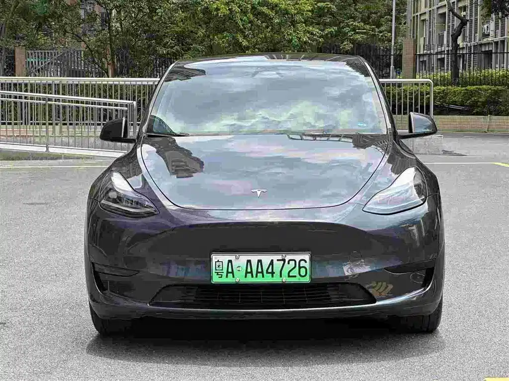 Tesla Model Y 2024 Rear-Wheel Drive Version