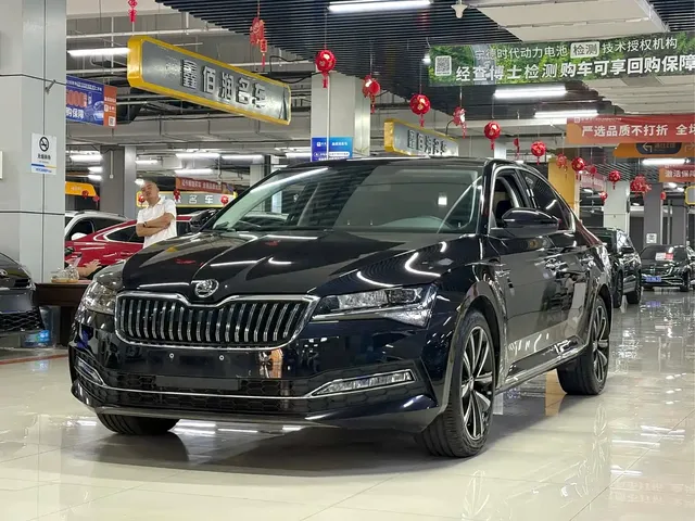 Škoda Superb 2025 Model TSI280 DSG Premium Edition