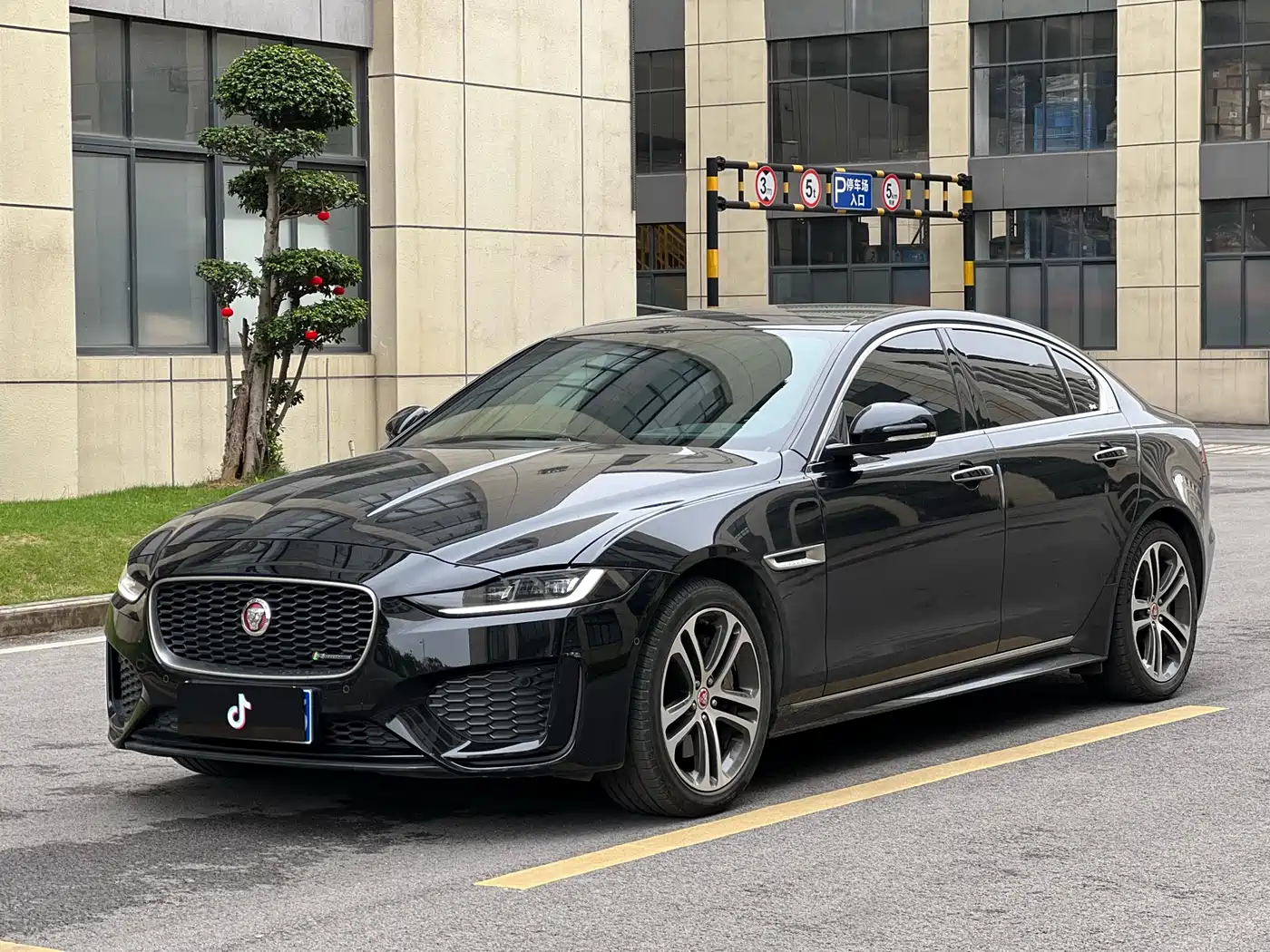 Jaguar XEL 2020 2.0T 200PS R-DYNAMIC S Progressive Sport Edition