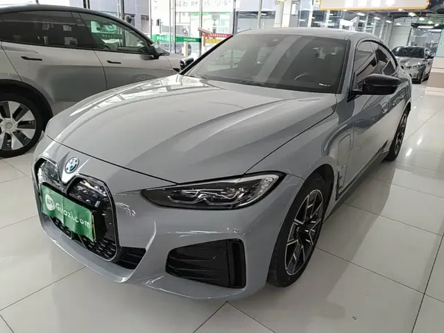 BMW i4 2022 eDrive40