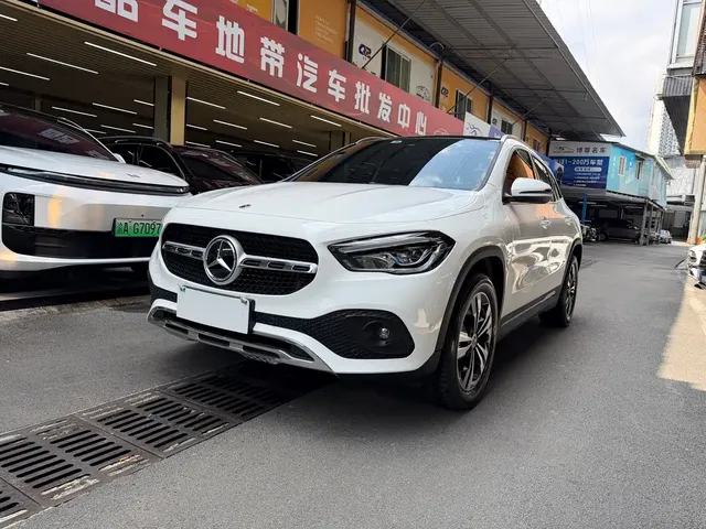 Mercedes-Benz GLA 2023 GLA 220