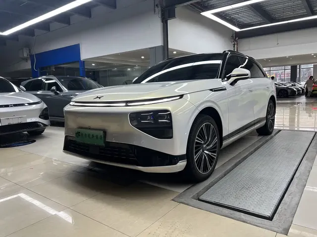 XPeng G9 2025 680 Ultra Long Range AWD Max