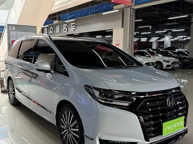 Honda Elysion 2024 2.0L e:HEV Luxury Edition