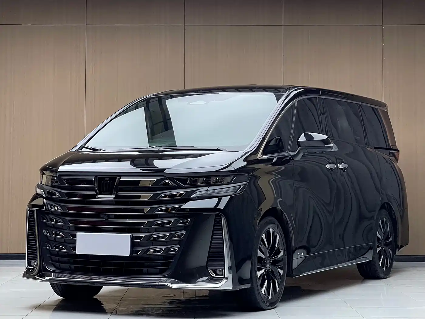 Toyota Vellfire 2024 Crown Hybrid 2.5L Executive Premium Edition