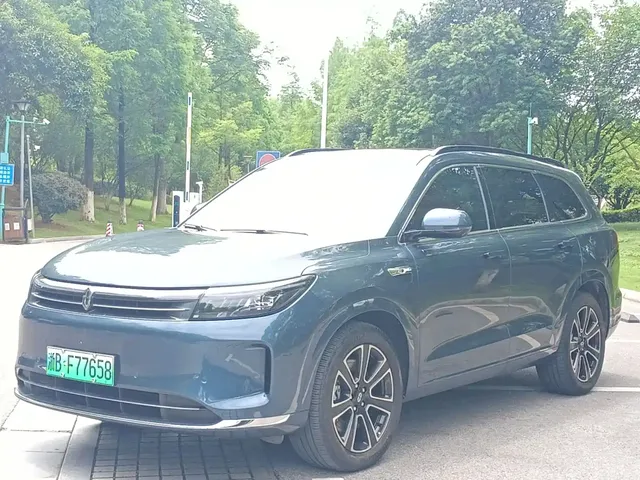 AITO Wenjie AITO M7 2024 1.5T Smart Drive AWD Pro 6-seater