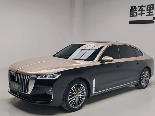 Hongqi H9 2022 2.0T Smart Connect Flag Smooth Edition