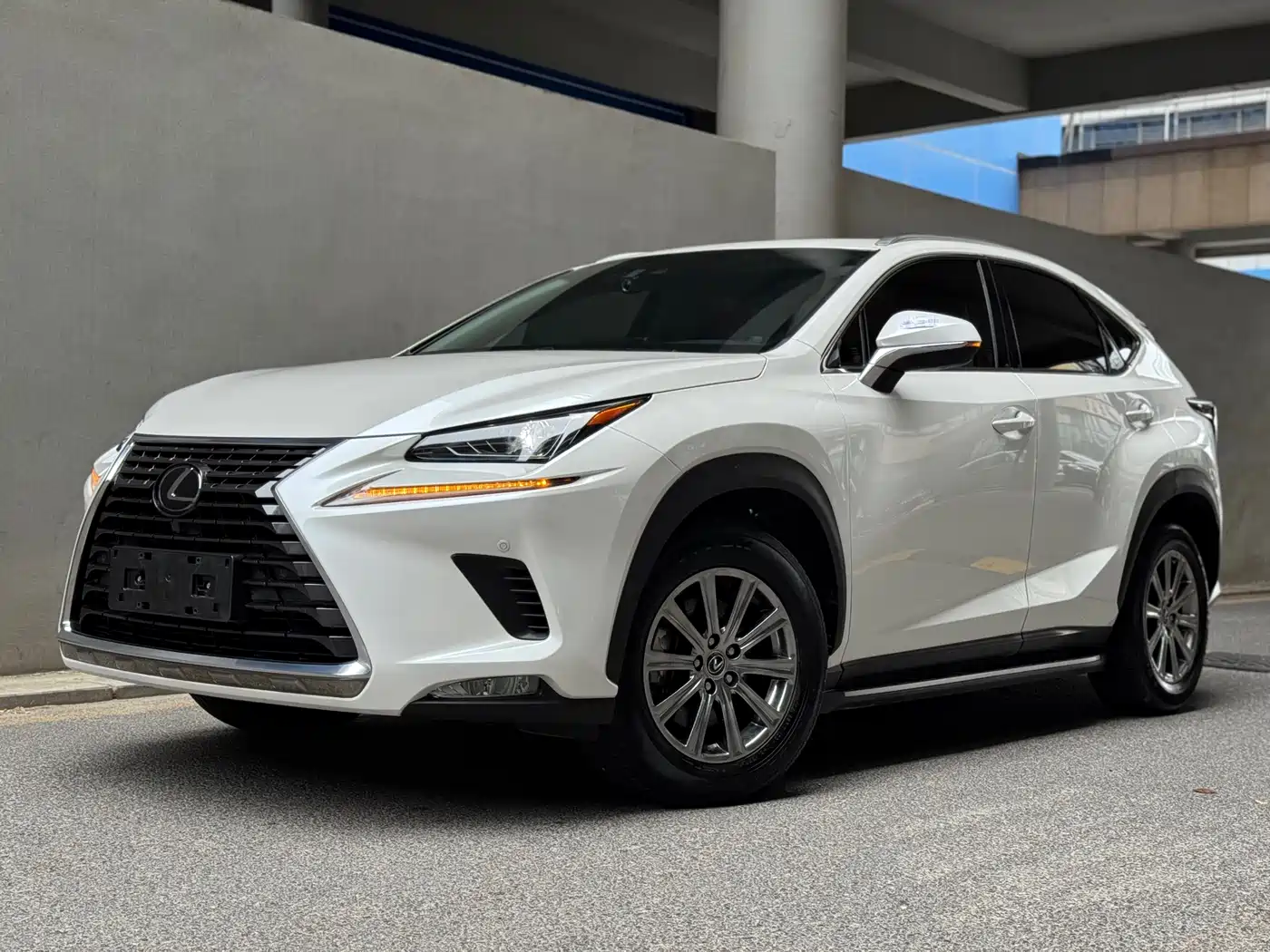 Lexus NX 2020 200 AWD F Sport China VI