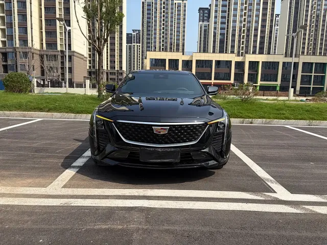 Cadillac CT5 2025 Model 28T Urban Sport Edition