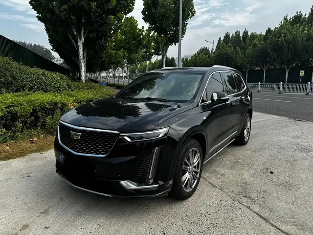 Cadillac XT6 2022 2.0T 7-Seater AWD Luxury Standard Edition