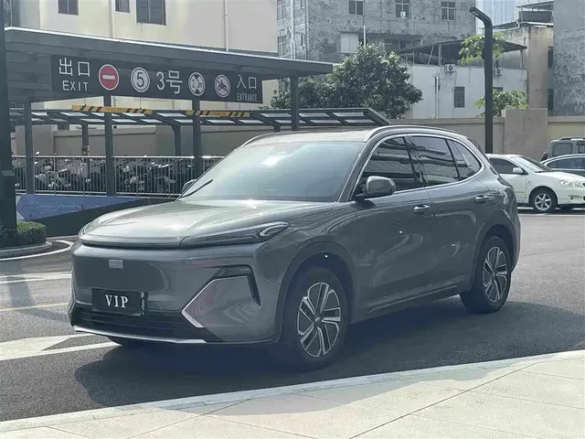Geely Galaxy Starship 7 EM-i 2025 Model 120km Explorer+ Edition