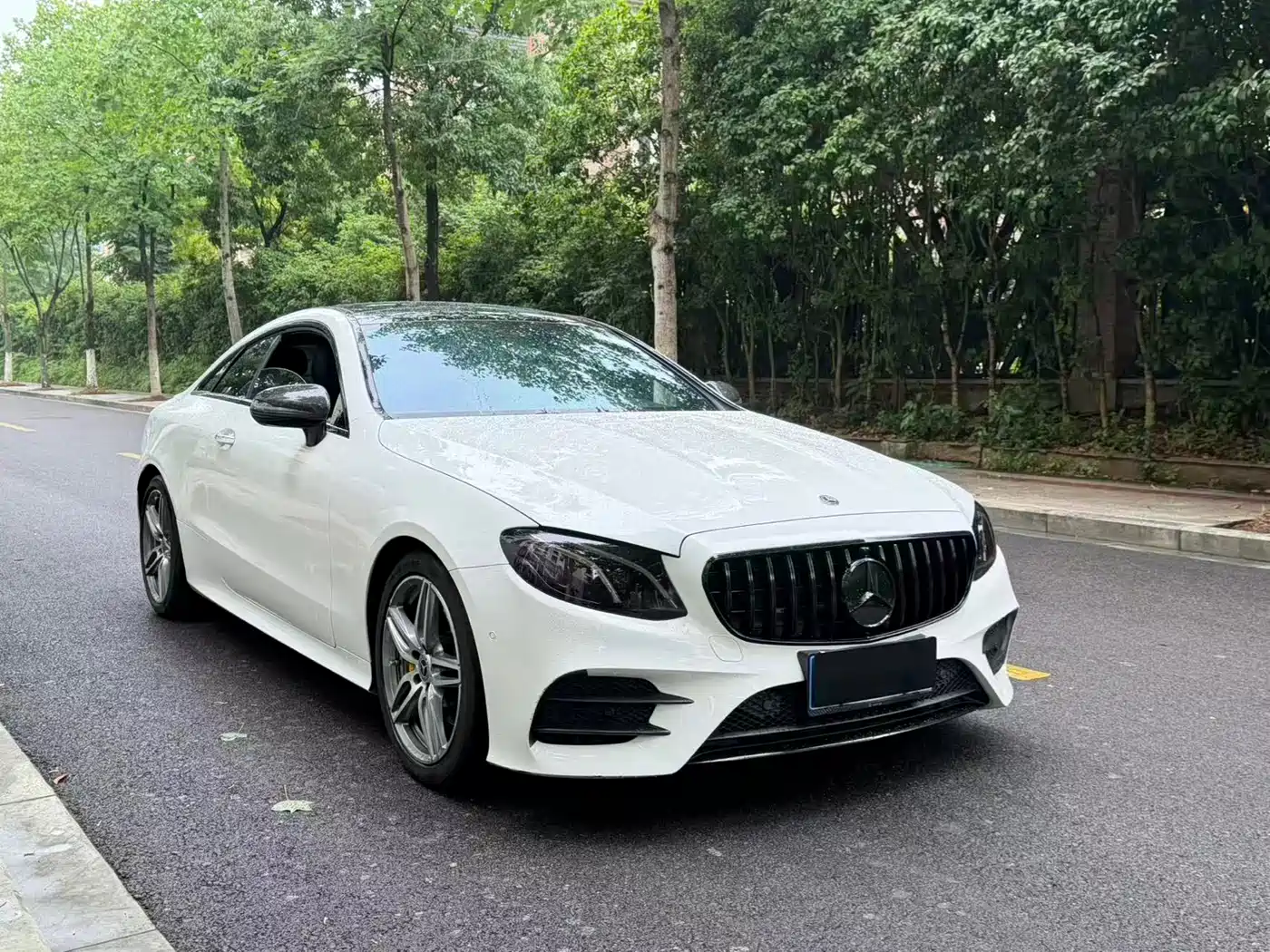 Mercedes-Benz E-Class (Import) 2020 E 260 Coupe