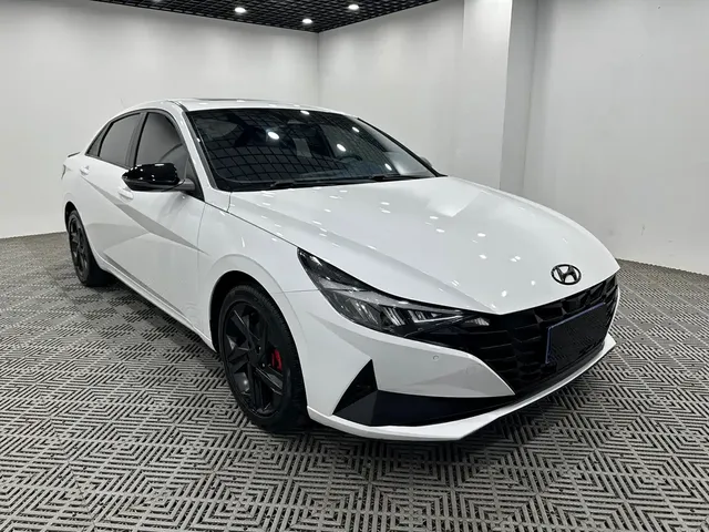 Hyundai Elantra 2022 1.5L CVT 20th Anniversary Edition
