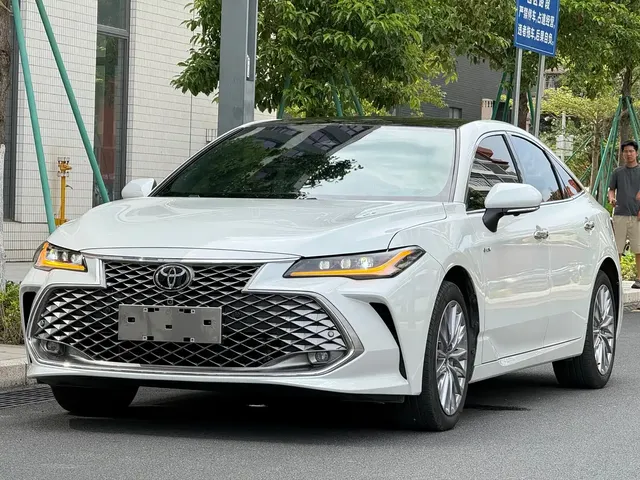 Toyota Avalon 2024 Model Hybrid 2.5L XLE Prestige Edition