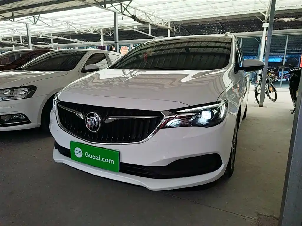 Buick GL6 2021 323T Mild Hybrid Connected Luxury