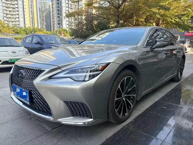 Lexus LS 2021 500h Excellence Edition