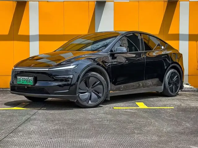 Tesla Model Y 2026 Long Range Rear-Wheel Drive