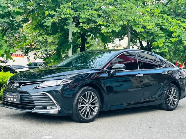 Toyota Camry 2021 2.5G Luxury Edition