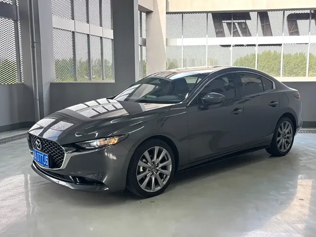 Mazda 3 Axela 2022 2.0L Automatic Elegance Edition