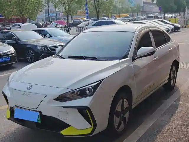 Dongfeng Aeolus Dongfeng Fengshen E70 2023 Facelift PRO Smart Drive Edition