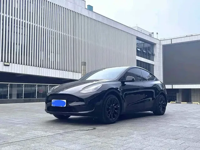 Tesla Model Y 2024 Long Range AWD