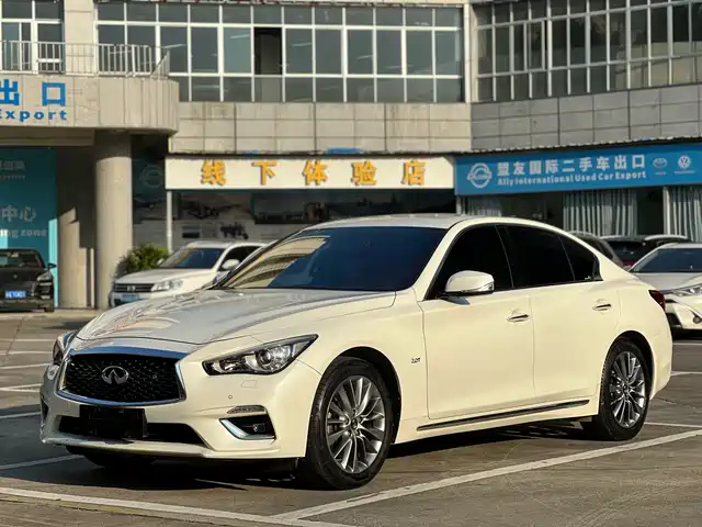 Infiniti Q50L 2018 2.0T Leisure Edition (China VI)