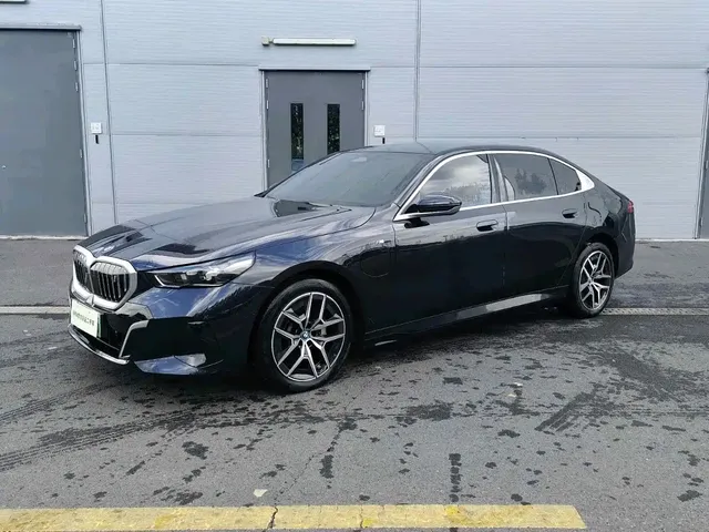 BMW i5 2025 eDrive 35L M Sport Package
