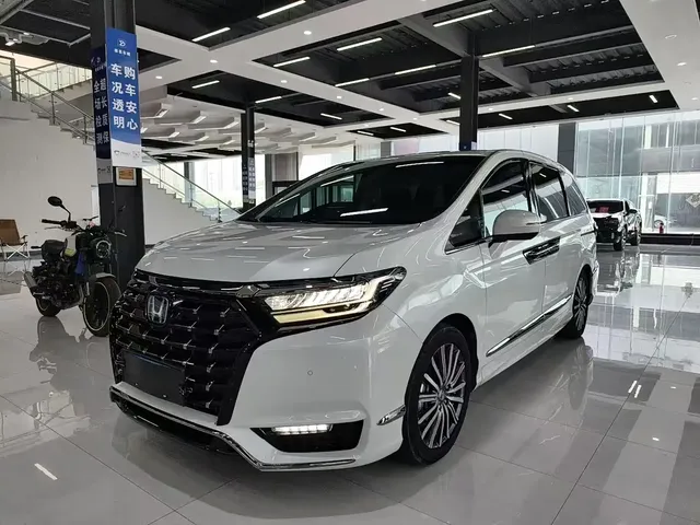 Honda Elysion 2024 2.0L e:HEV Luxury Edition
