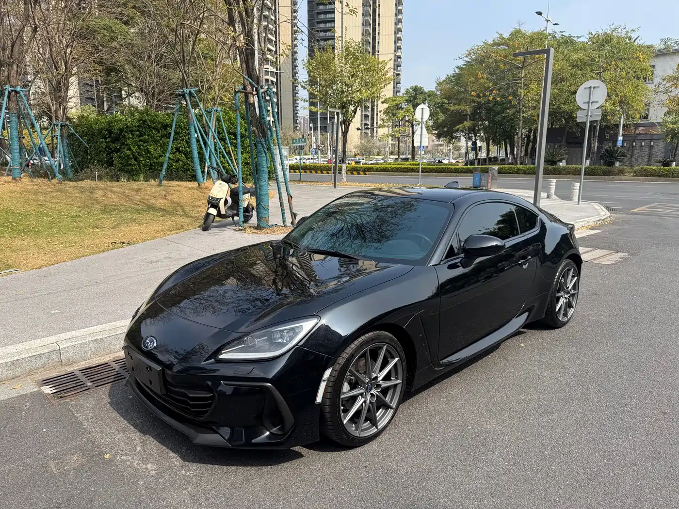 Subaru BRZ 2022 2.4L Manual