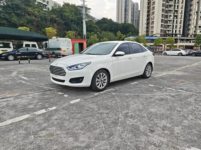 Ford Escort 2017 Happiness Edition 1.5L Manual Fashion