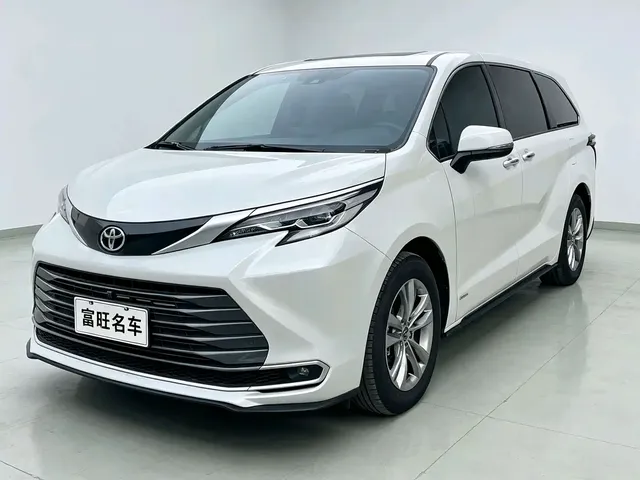 Toyota Sienna 2024 2.5L Hybrid 4WD Premium Edition