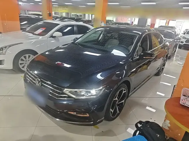 Volkswagen Magotan 2023 Model 2 Million Commemorative Edition 330TSI DSG Luxury