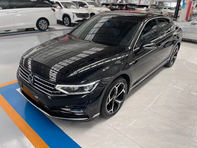 Volkswagen Magotan 2023 Model 2 Million Commemorative Edition 330TSI DSG Luxury