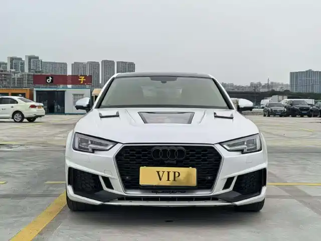 Audi A4L 2018 30th Anniversary 40 TFSI Fashion