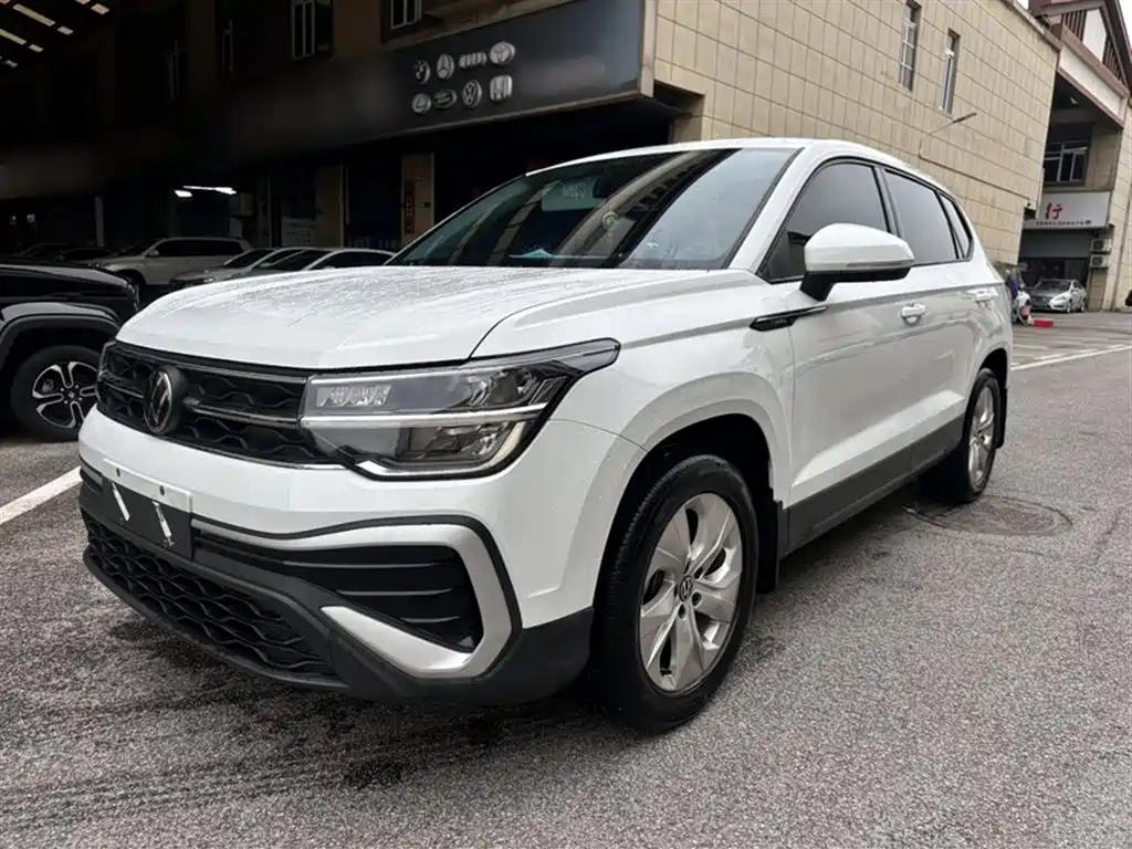 Volkswagen Tharu 2023 300TSI 2WD New Moon Edition