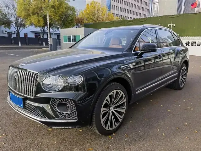 Bentley Bentayga 2023 4.0T V8 Long Wheelbase Elegance Edition