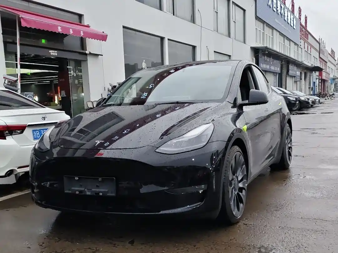 Tesla Model Y 2022 Performance High-Performance All-Wheel Drive Version