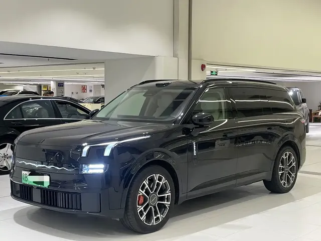 Lynk & Co 900 2025 2.0T Ultra