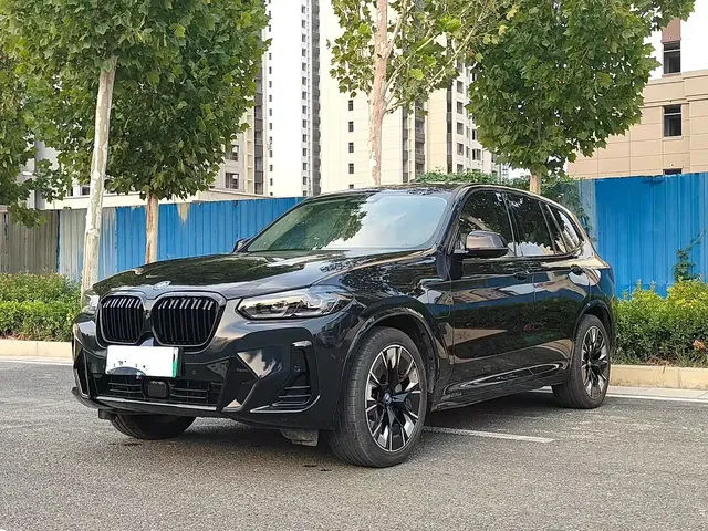 BMW iX3 2024 Innovation Leader